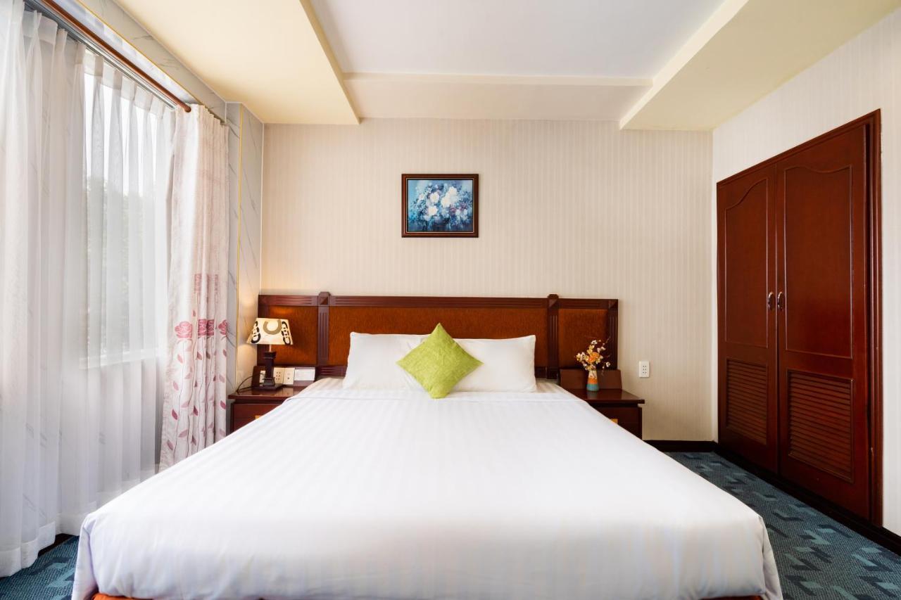 Lucasta Saigon Hotel Хошимін Екстер'єр фото