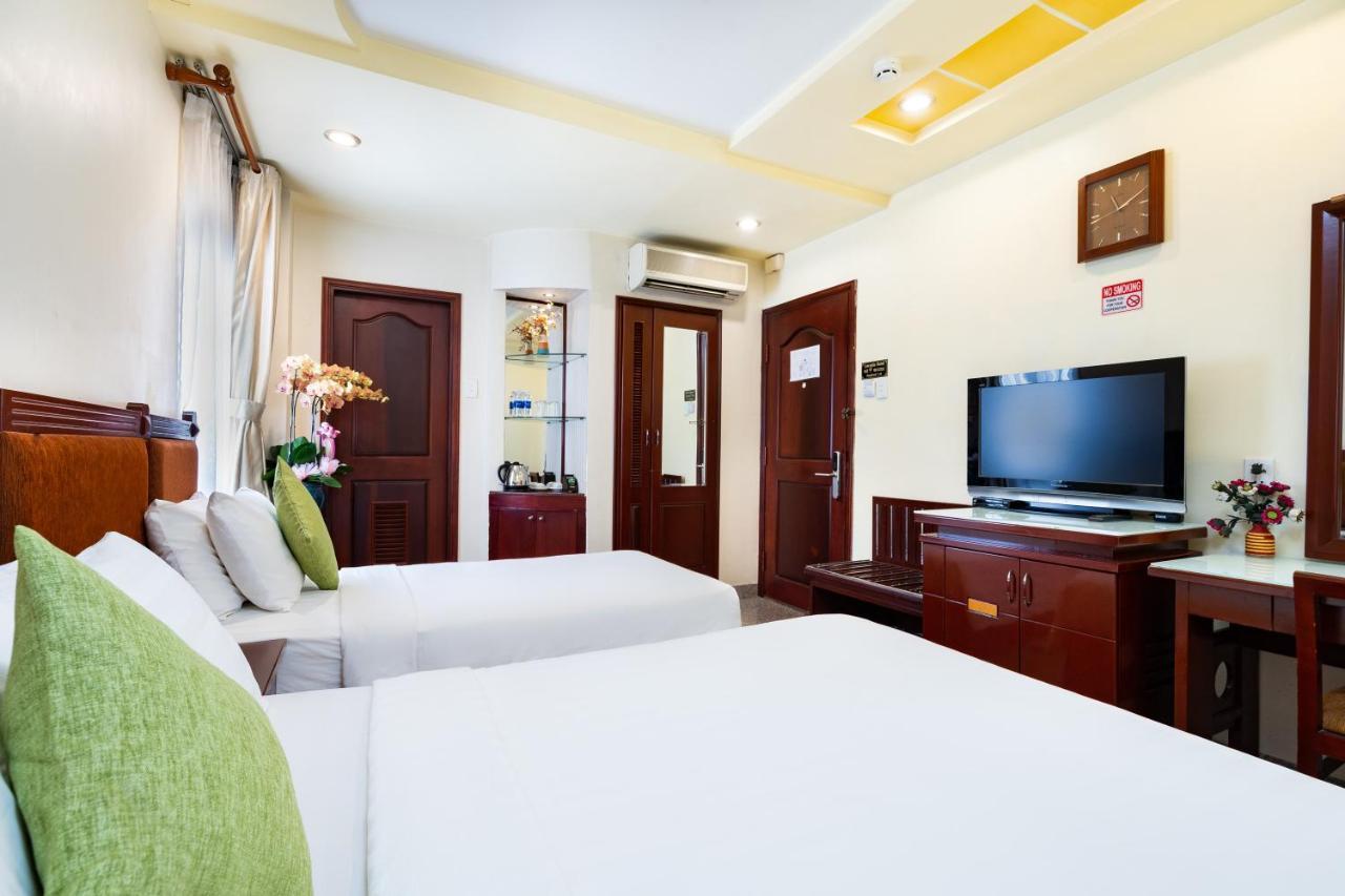 Lucasta Saigon Hotel Хошимін Екстер'єр фото