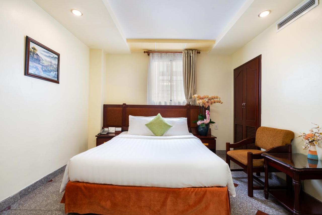 Lucasta Saigon Hotel Хошимін Екстер'єр фото