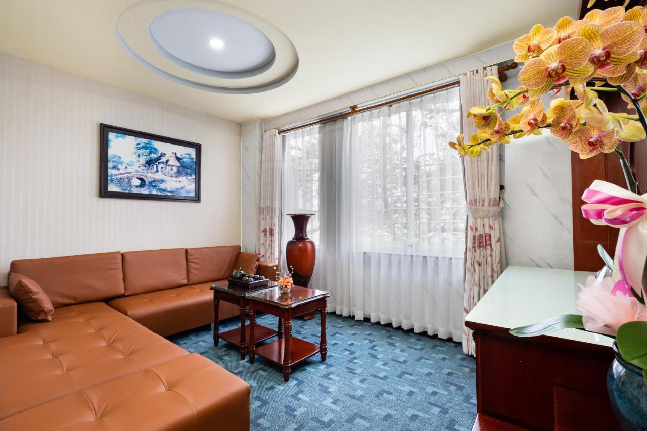 Lucasta Saigon Hotel Хошимін Екстер'єр фото