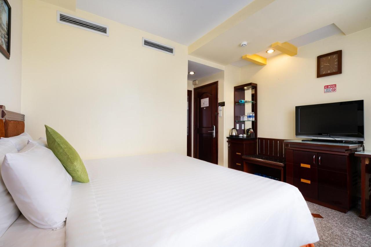 Lucasta Saigon Hotel Хошимін Екстер'єр фото