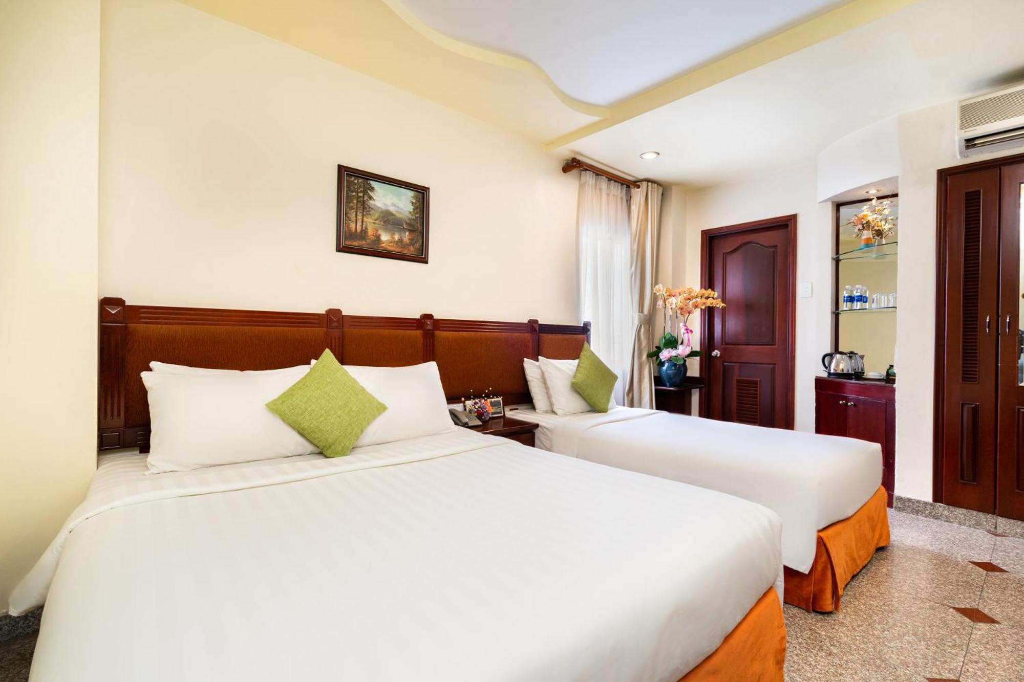 Lucasta Saigon Hotel Хошимін Екстер'єр фото